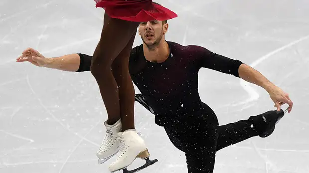 «Совершенно потрясены обвинениями»: французского фигуриста Сипре подозревают в домогательствах к несовершеннолетней