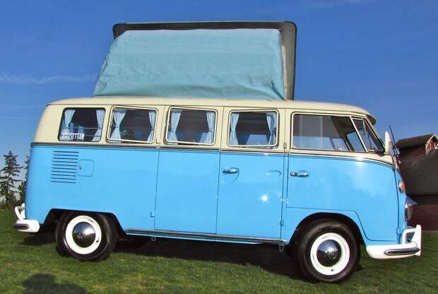 Уникальный Volkswagen Hippie Bus 1964 года продают на аукционе (25 фото+2 видео) Уникальный Volkswagen Hippie Bus 1964 года продают на аукционе (25 фото+2 видео)