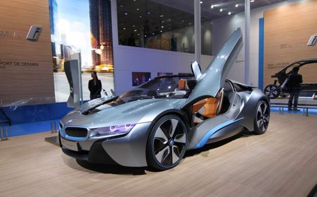 Совсем скоро на дорогах появится новый BMW i8 Spyder