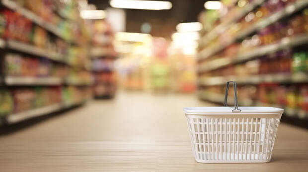 "Выставляют на продажу в надежде, что не заметят": К чему на Украине привели отключения света в магазинах