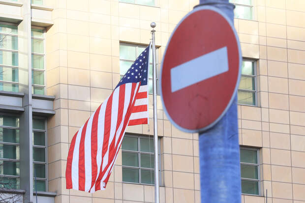 Дипломат Марков: многие релоканты в США находятся под угрозой депортации