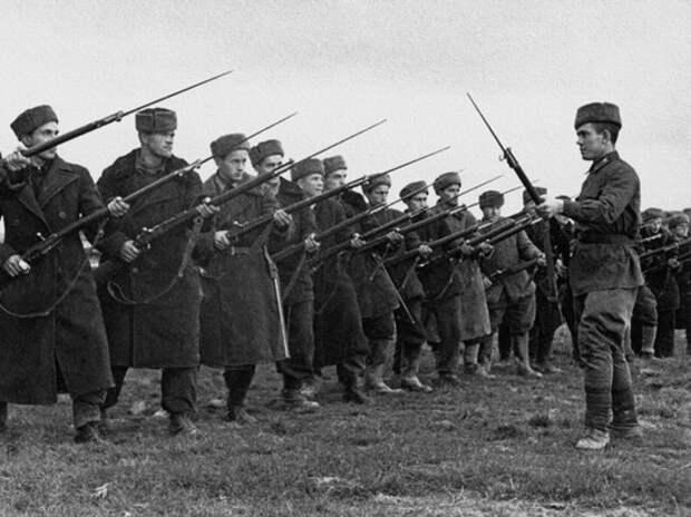 Уникальные факты истории обороны Москвы: самопожертвование в 1941-м считалось нормой Уникальные факты истории обороны Москвы: самопожертвование в 1941-м считалось нормой