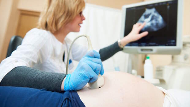 Генетические тесты и пренатальный скрининг по ОМС: новые возможности для беременных бесплатно