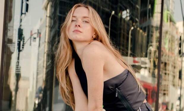 Дочь Антонио Бандераса и Мелани Гриффит в новой съемке эко-коллекции одежды