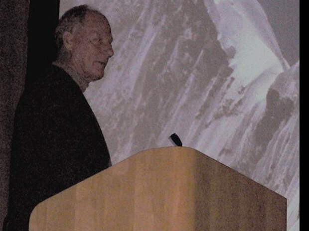 Скончался Джим Уиттакер — первый американец на Эвересте и руководитель экспедиции 1990 года