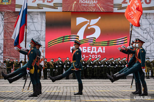 Фото выноса знамени победы