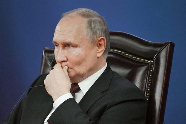 Путин предположил, что Запад желает смены власти на Украине