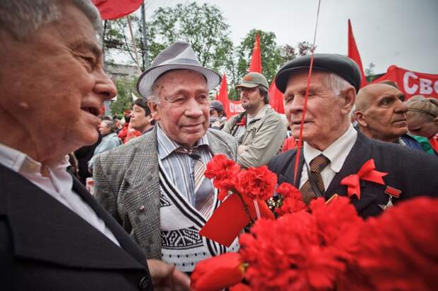 Поздравляем с Днём Великой Победы! Поздравляем с Днём Великой Победы!