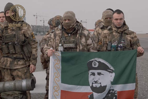 Ахматовцы использовали банки энергетиков вместо патронов