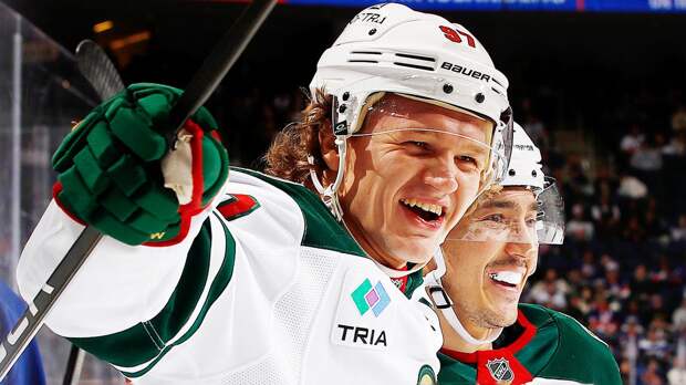 Капризов укрепил лидерство в гонке снайперов и бомбардиров сезона НХЛ среди россиян