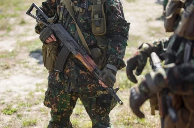 В ночь на 12 апреля ВСУ почти 2 тыс. раз нарушили режим перемирия