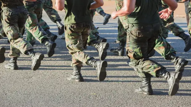В Нагорном Карабахе введено военное положение