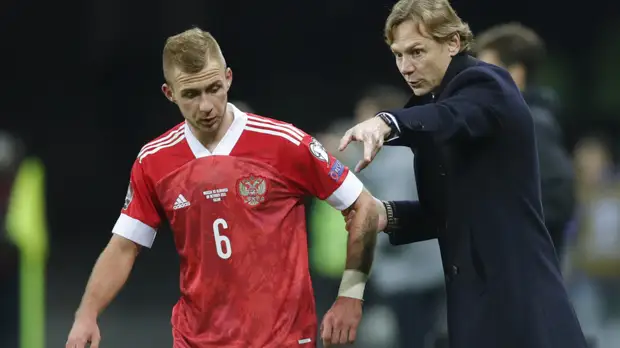 Баринов пропустит матч со Словенией из-за перебора жёлтых карточек