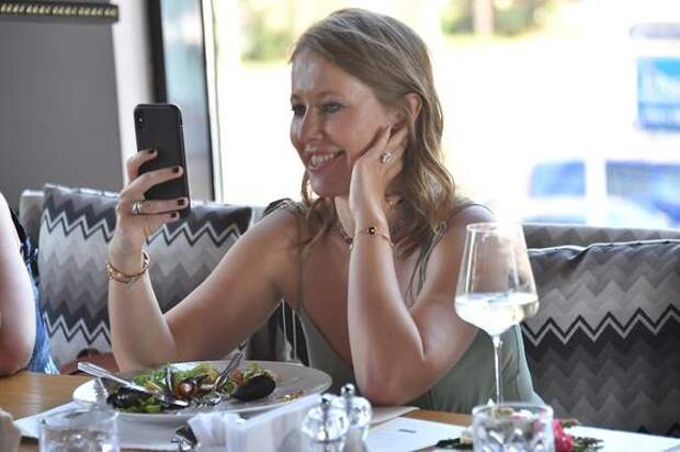 Ксения Собчак об идее Жириновского ограничить вес россиян: «инициатива дня»