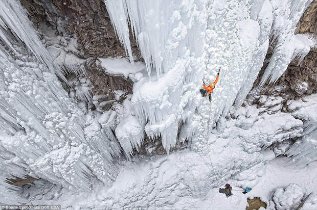 Фотография: Удивительные замерзшие водопады по всему миру №2 - BigPicture.ru