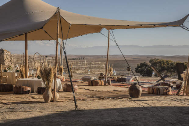 Эко-шатер в пустыне и дом-музей Сержа Лютанса: Royal Mansour открывает двери секретных мест Марракеша