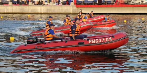 Соревнования по гребле на байдарках и каноэ. Фото Департамента ГОЧСиПБ г.Москвы