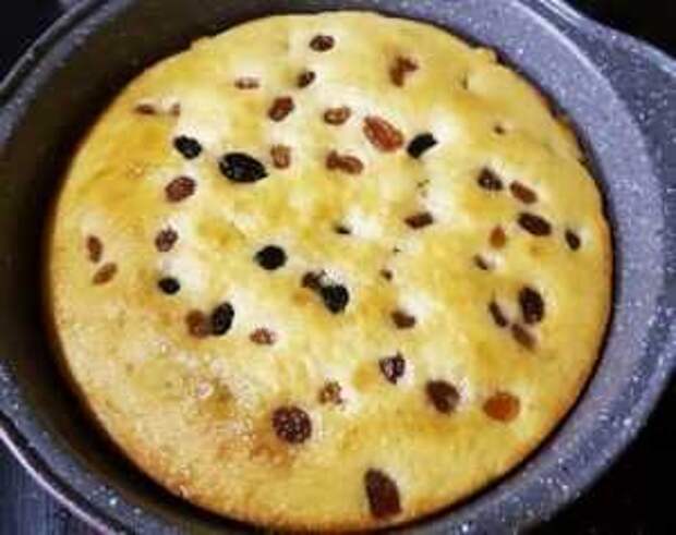 пирог с изюмом