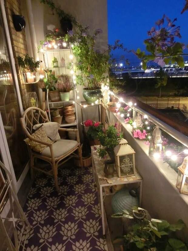 Самые красивые миниатюрные балконы