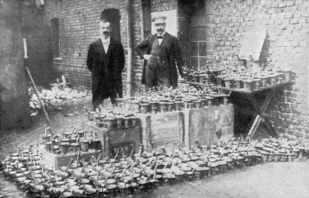 Первая Мировая. Немцы собирают металл для нужд армии история, события, фото