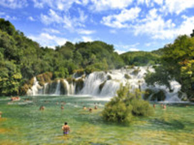 Клуб путешествий Павла Аксенова. Хорватия. Krka National Park Croatia waterfall. Фото pounais24 - Depositphotos