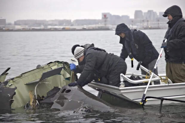 В США назвали главную причину крушения лайнера с российскими фигуристами