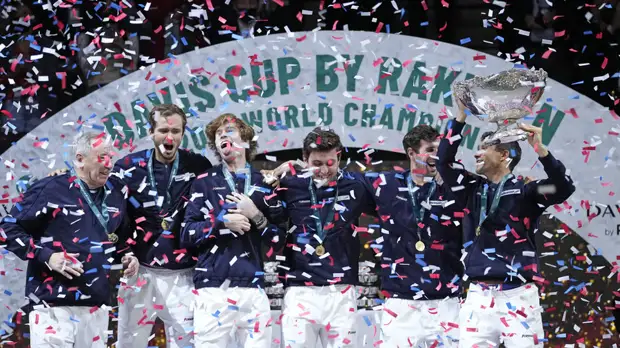 Путин поздравил сборную России по теннису, выигравшую Кубок Дэвиса