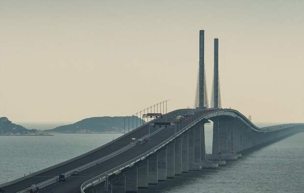 Один из самых больших мостов в мире.
