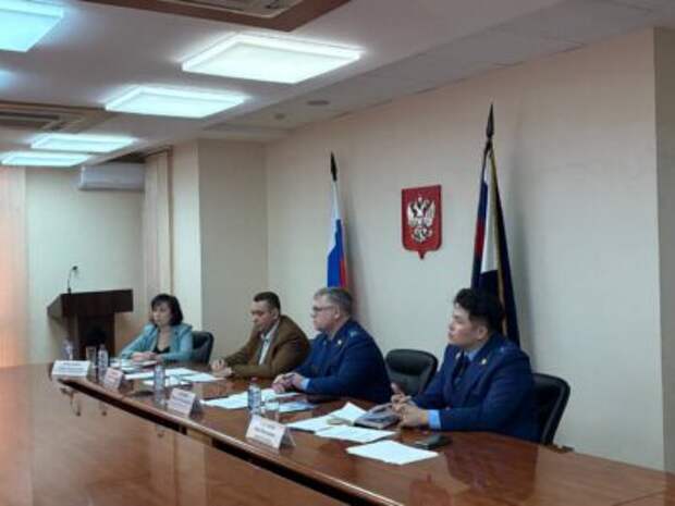 Андрей Лабыгин и и.о. прокурора Иркутской области Вячеслав Бабенко провели совместный прием предпринимателей