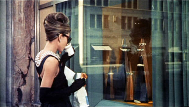 1-10 Best Dresses that Speak Volumes