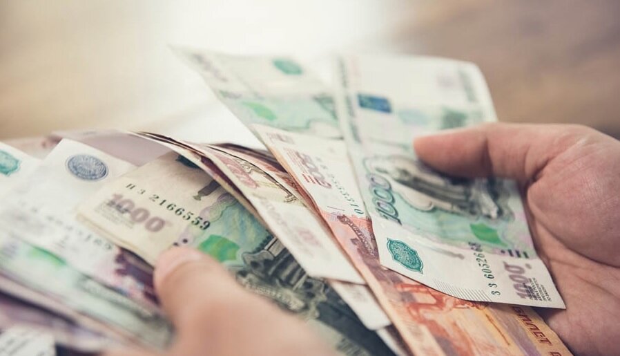 Сколько стоит получить права в 2021 году?