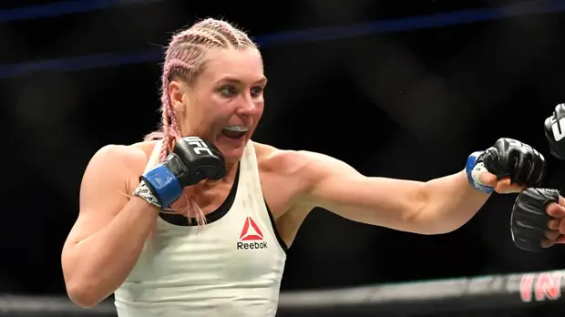 Боец UFC Куницкая объявила о своей беременности