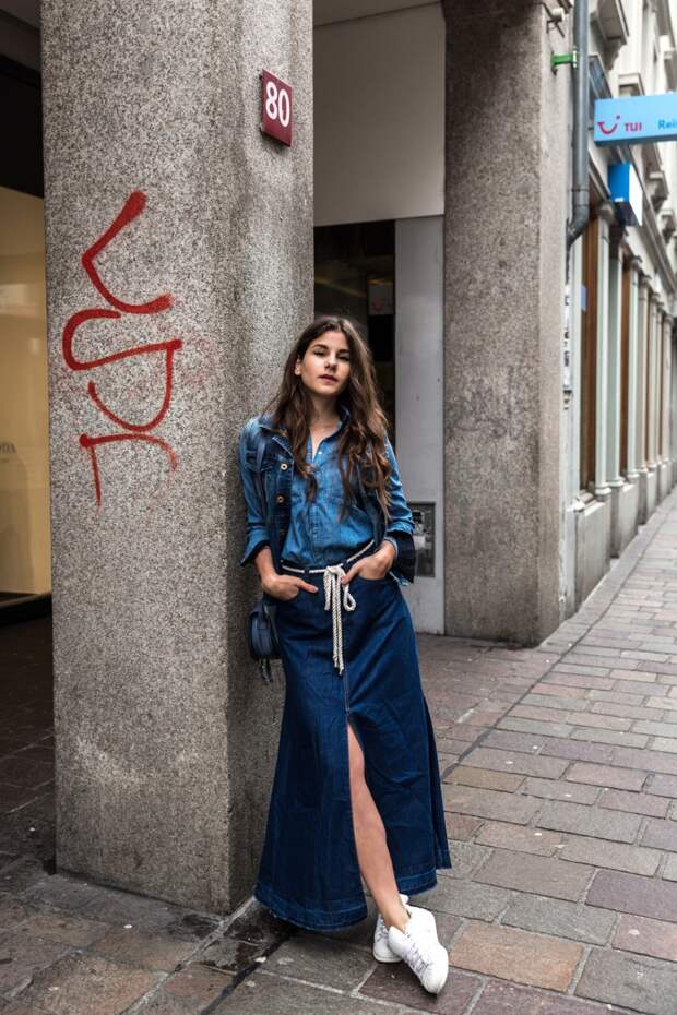 The-Fashion-Fraction-Denim-on-Denim-Outfit-Total-Denim-Look-Denim-Jeans-Maxi-Skirt-Swiss-Fashion-Blogger-Schweizer-Modeblog-Deutsch-15