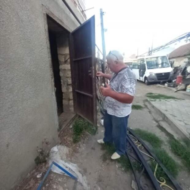 Председатель СК России поручил доложить о ходе проверки по факту нарушения жилищных прав мужчины в Ставропольском крае