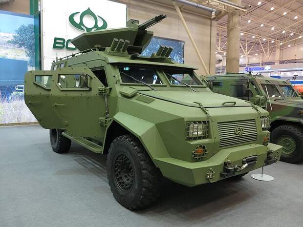 Украинской армии передали боевые внедорожники «Барс» на 500 млн. рублей