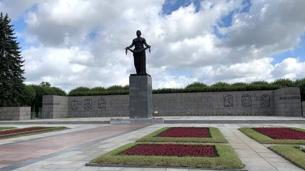 Игорь Мартынов: память о блокадном Ленинграде учит нас сплоченности, любви к Родине