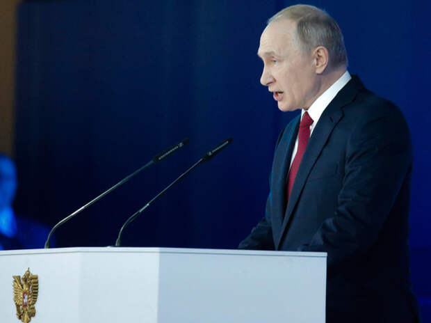 Путин подстраховался от «преемника» изменениями в Конституцию