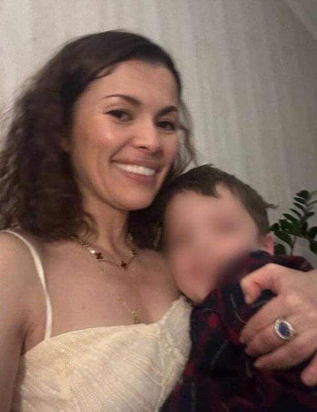 В Санкт-Петербурге семилетний мальчик выпал из окна седьмого этажа