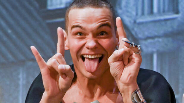 Диагноз — безмамие: что нужно сыновьям, на которых не было времени?