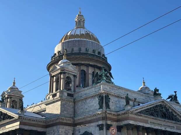 Рождественская служба 2026: где и во сколько отмечают Рождество в Петербурге?