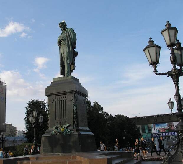 Памятник Пушкину, Москва, автор Опекушин
