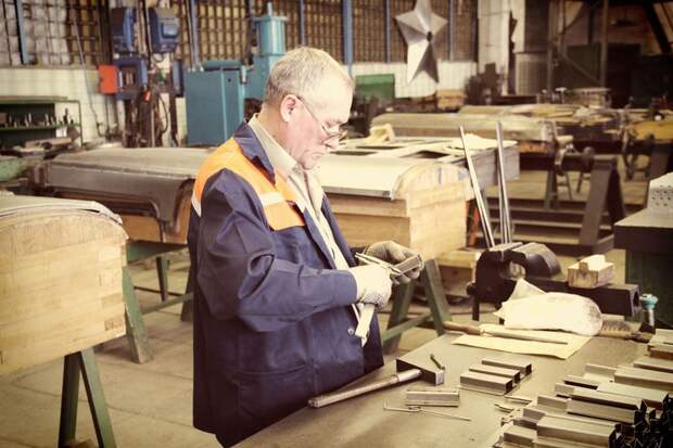 Как и для кого собирают лимузины ЗиЛ? (31 фото+видео)