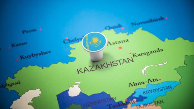 Казахстан пытается усидеть на двух стульях, отказываясь занять четкую пророссийскую или прозападную позицию.  Власти...