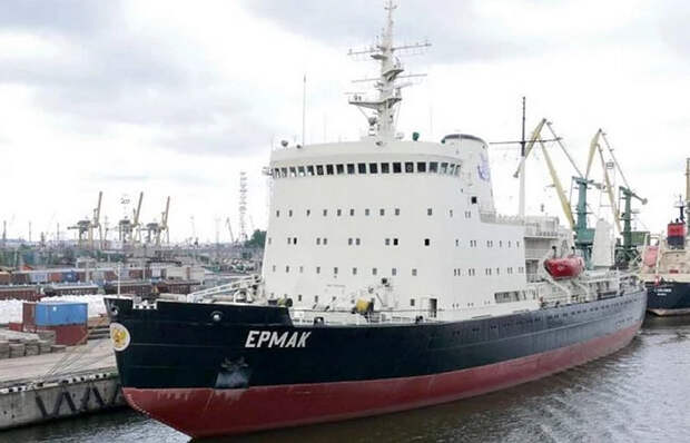 Как уничтожили легендарный ледокол "Ермак"?