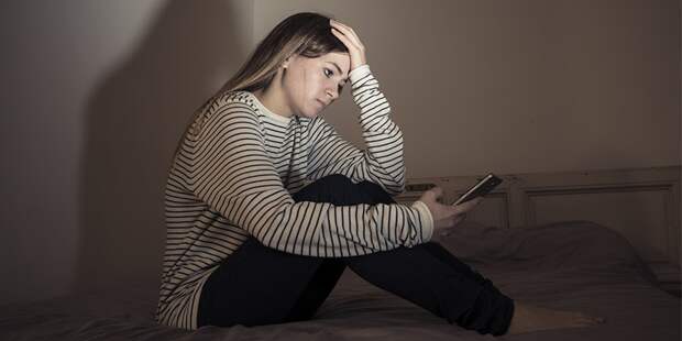 Нейропсихолог Колобова: чат-боты опасны для склонных к конспирологии