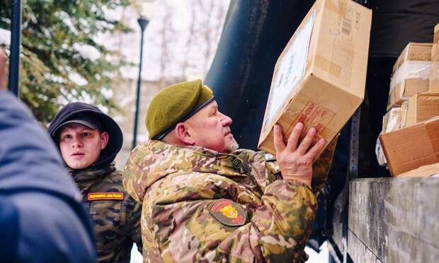 Две фуры с гуманитарной помощью отправились из Архангельска в зону СВО