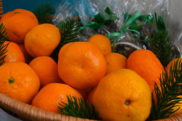 Диетолог рассказала, как сделать новогодние праздники не только вкусными, но и полезными