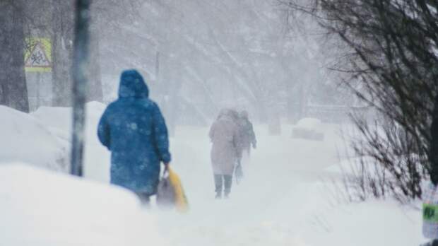 Ветер до 30 метров в секунду. В Алтайском крае объявили штормовое предупреждение