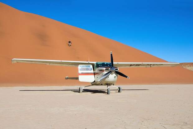 Национальный парк Берег скелетов в Намибии (Skeleton Coast Park)