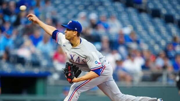 Rangers Pitcher Jacob DeGrom